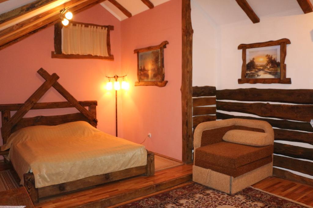 Eco Grill Hotel Restaurant Aquarius Lviv Room photo